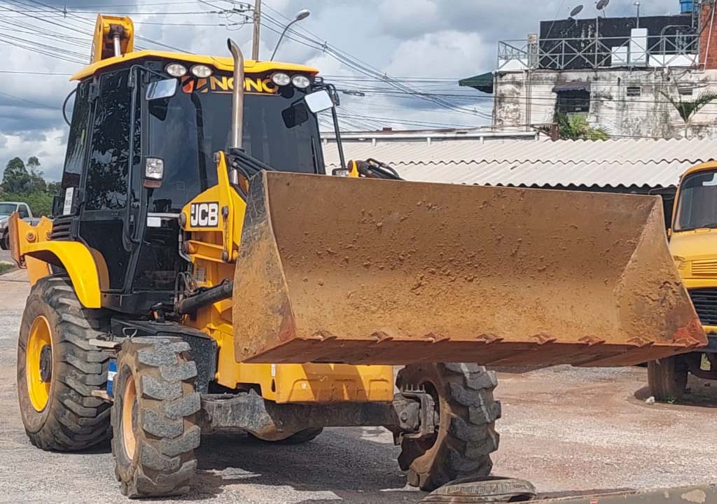 Foto de retroescavadeira